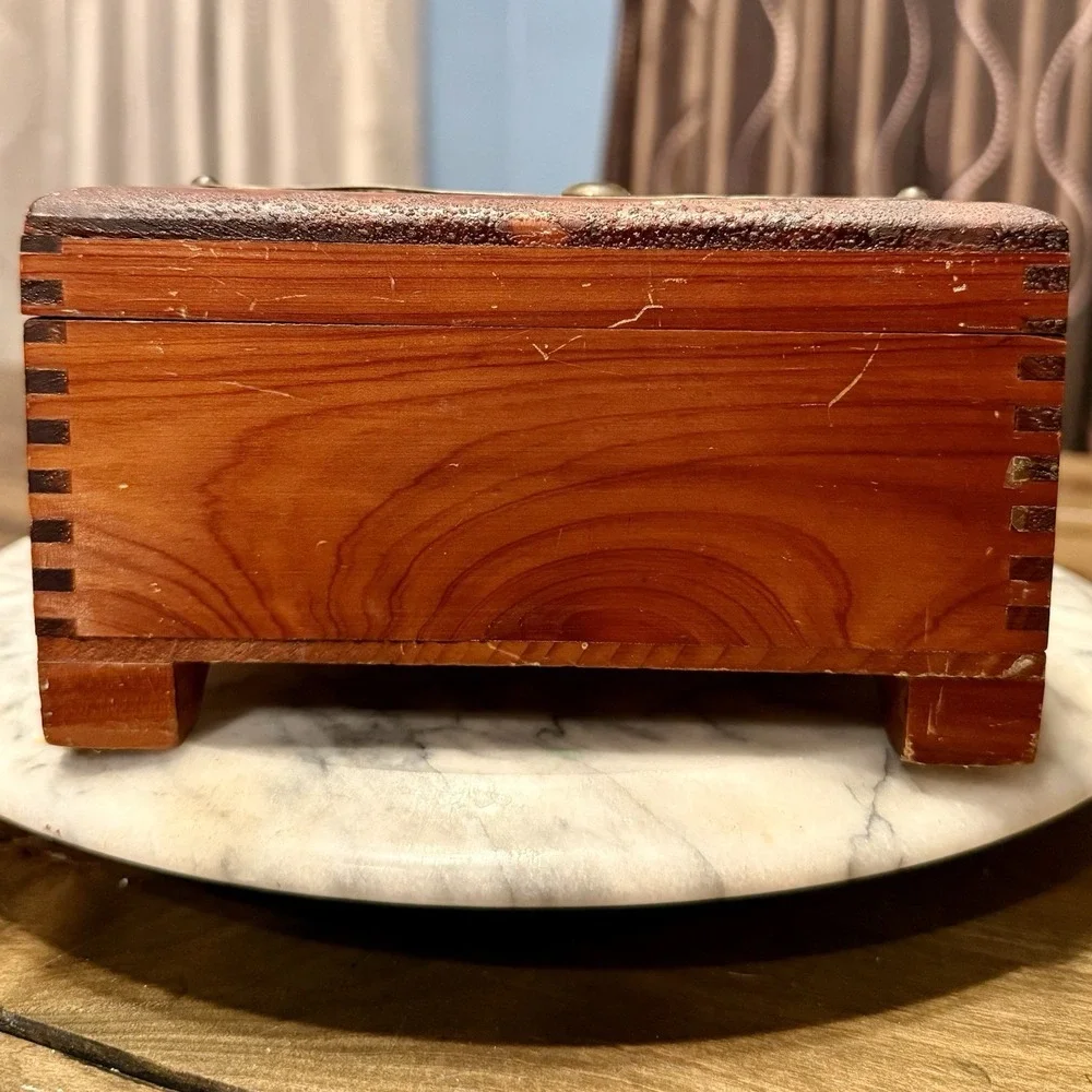 VTG Mirror Wooden Jewelry Trinket Box Cedar Wood Chest Mortise & Tenon Footed